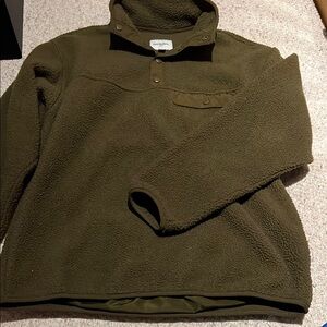 Olive Green Fleece Pullover